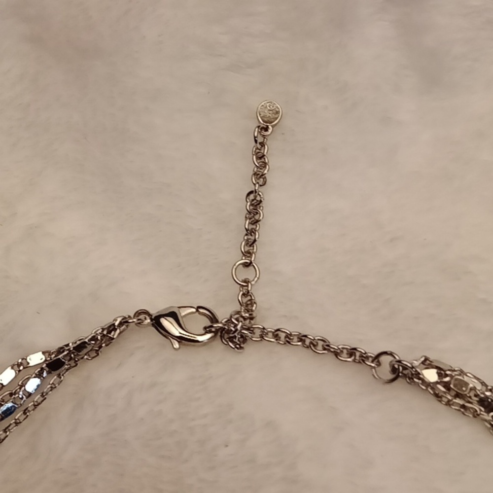 373. NECKLACE FASHION CLEAR PINK GREEN GEMS SILVER TONE MULTI STRAND 17" - Picture 5 of 6